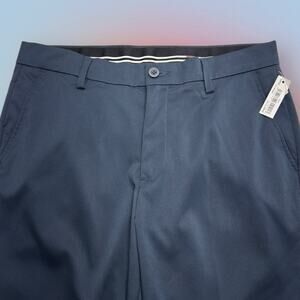 AMAZON ESSENTIALS Men’s 33 x 28 Blue Straight Dress Pant